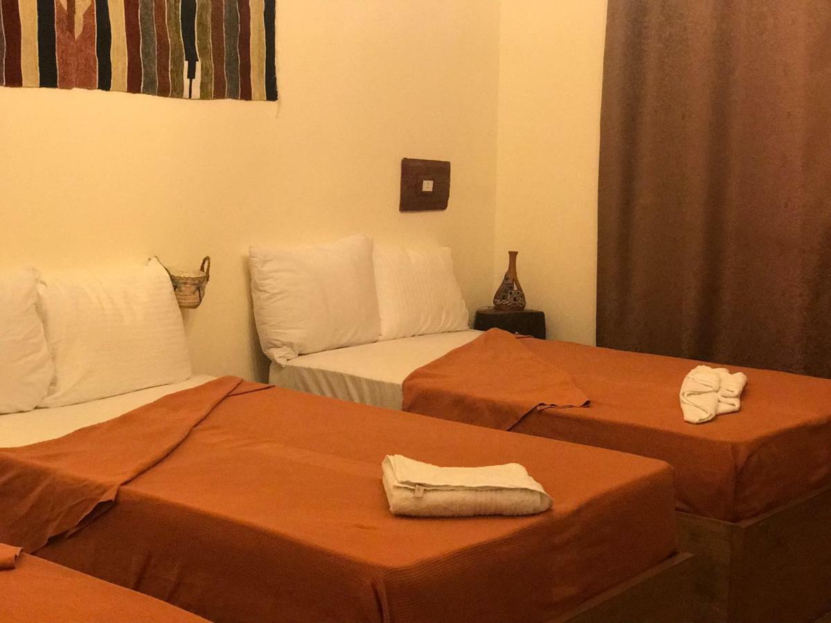 Down Town Hotel Il Cairo Esterno foto
